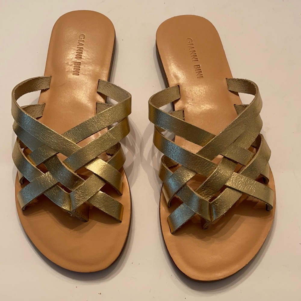 Sandal